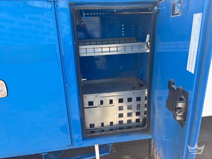 2020-ford-f550-image-28