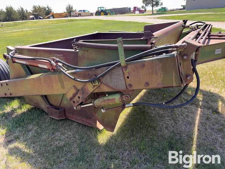 john-deere-650-image-11