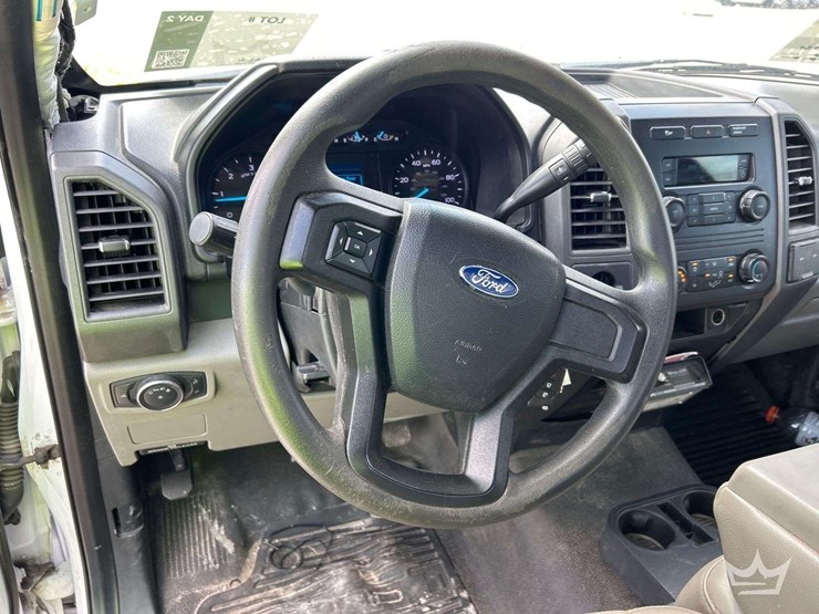 2019-ford-f450-image-28