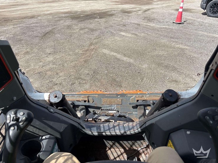 2021-bobcat-t62-image-11