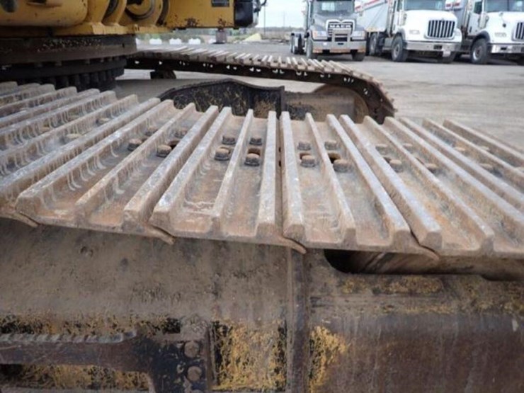 2015-caterpillar-349fl-image-51