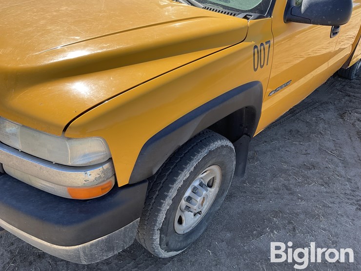 2001-chevrolet-2500hd-image-11