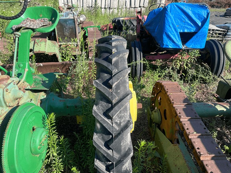 john-deere-h-image-9