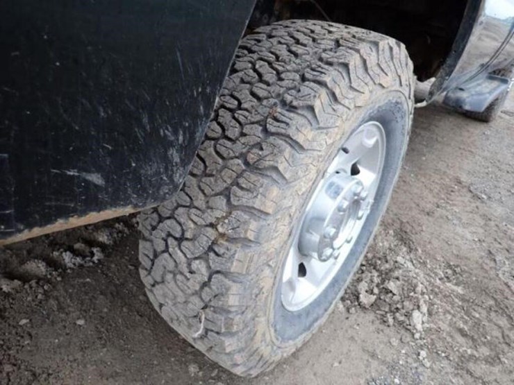 2011-ford-f350-xlt-image-38
