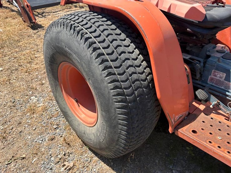 kubota-b9200-image-8