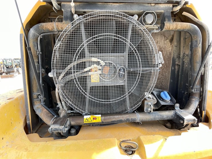 2014-volvo-l120h-image-94