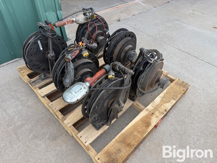 benjamin-drop-light-reels-image-1