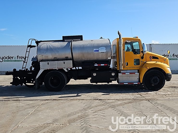 2016-kenworth-t300-image-6