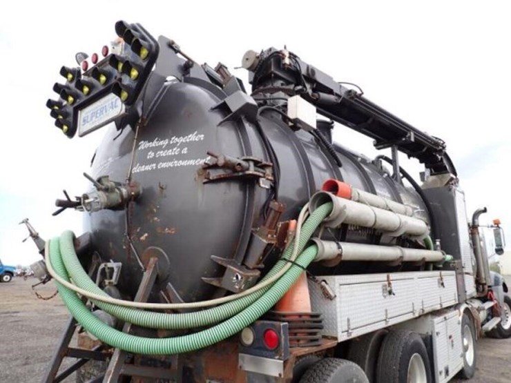 inoperable-2007-supervac-2000-on-2007-mack-ct713-1-image-76