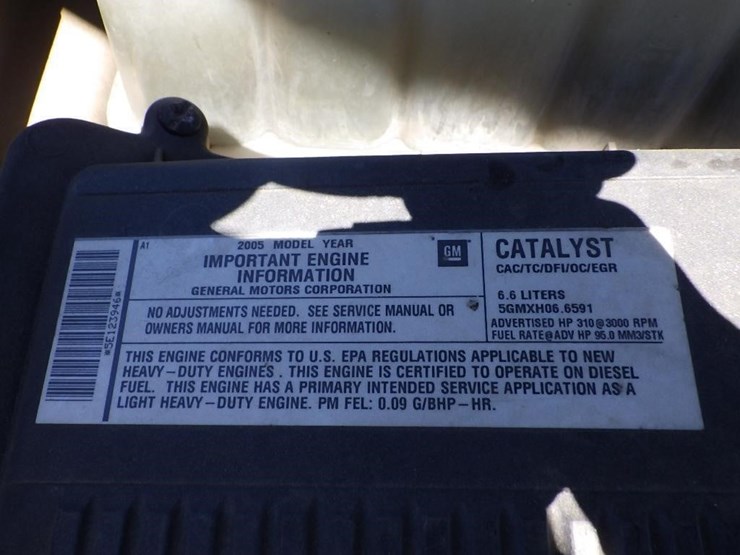 2005-chevrolet-silverado-3500-image-20