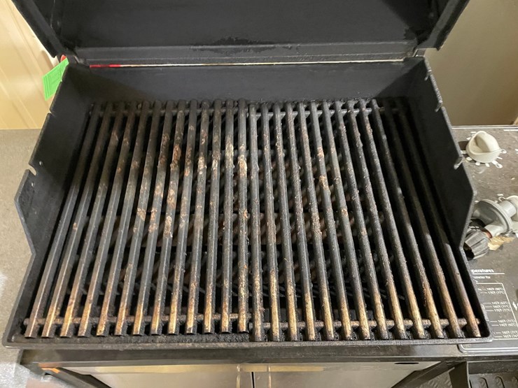 #4551-•-weber-genesis-silver-lp-grill-image-4