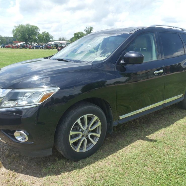 2013 NISSAN PATHFINDER