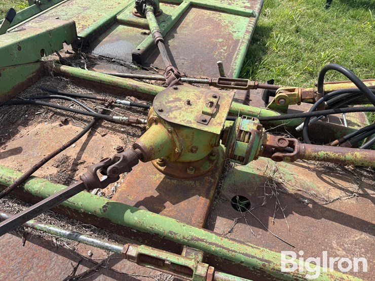 john-deere-15-image-14