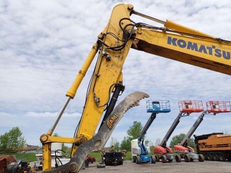 2022-komatsu-pc210-lc-11-image-27