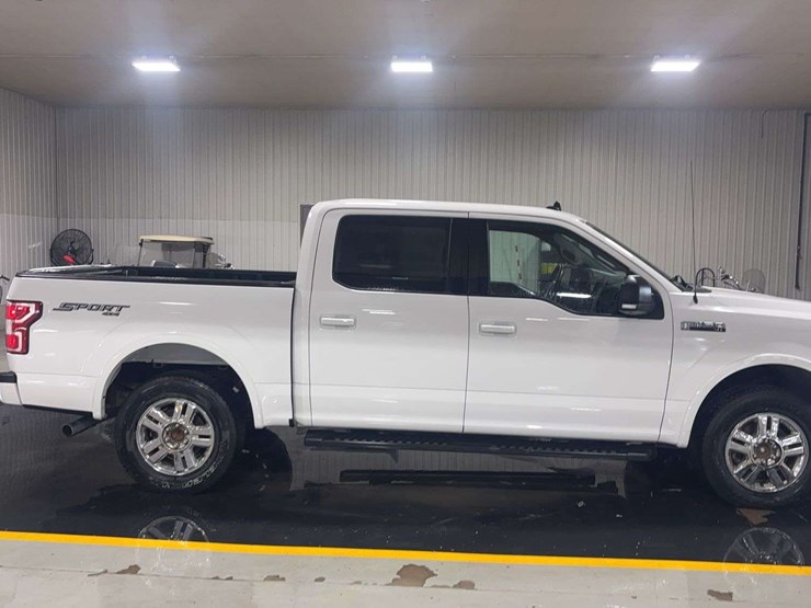 2020-ford-f150-image-6