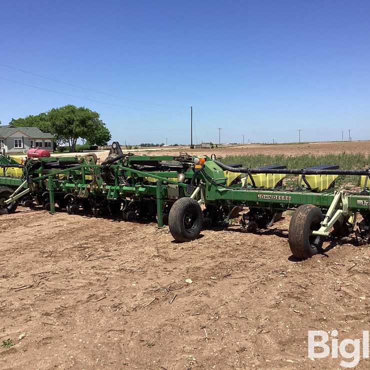 JOHN DEERE 1720