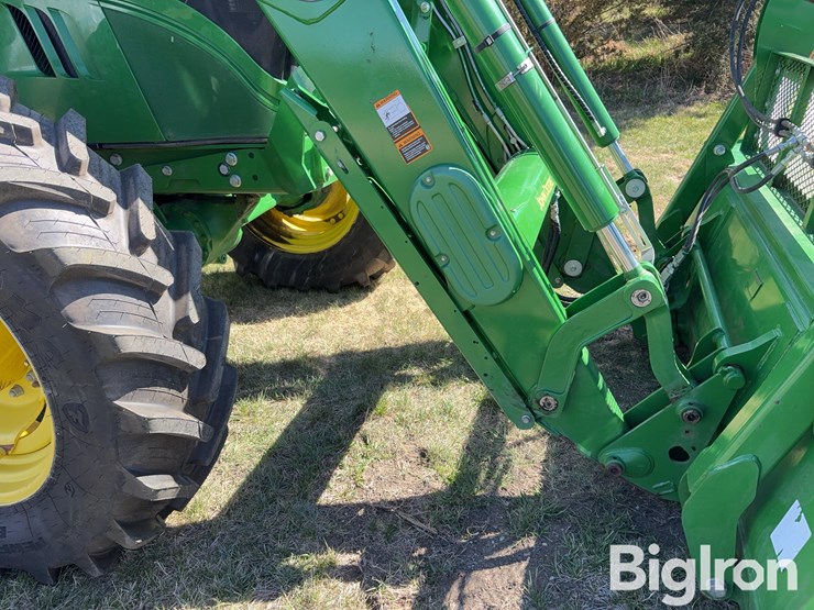 2020-john-deere-6155m-image-17