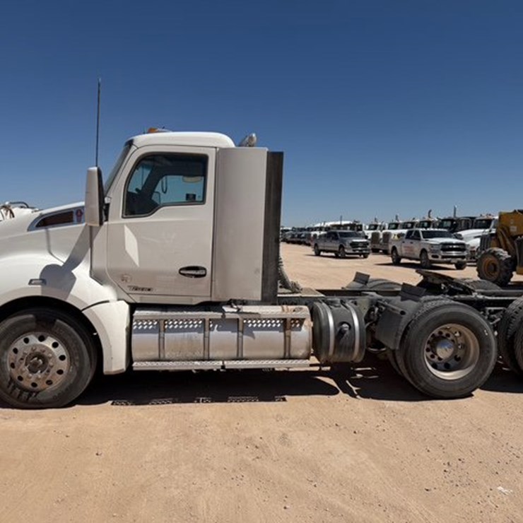 2019 KENWORTH T680