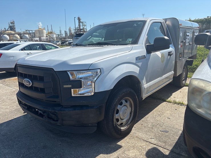 2015-ford-f150-image-2
