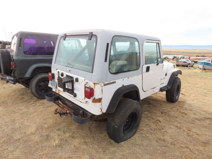 1988-jeep-wrangler-image-7