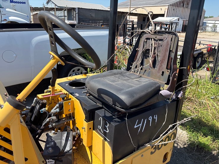 #23-•-2019-mauldin-compact-roller-image-6