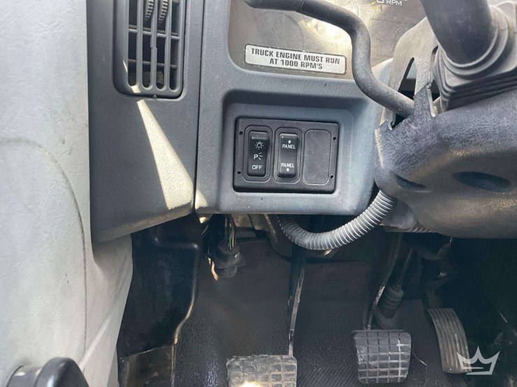 2006-international-durastar-4300-image-23