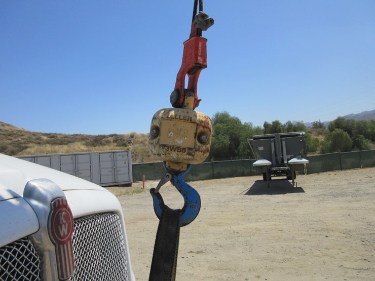 2019-kenworth-t270-image-22