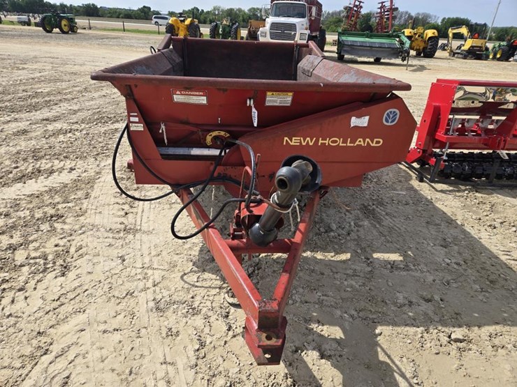 john-deere-145-image-2