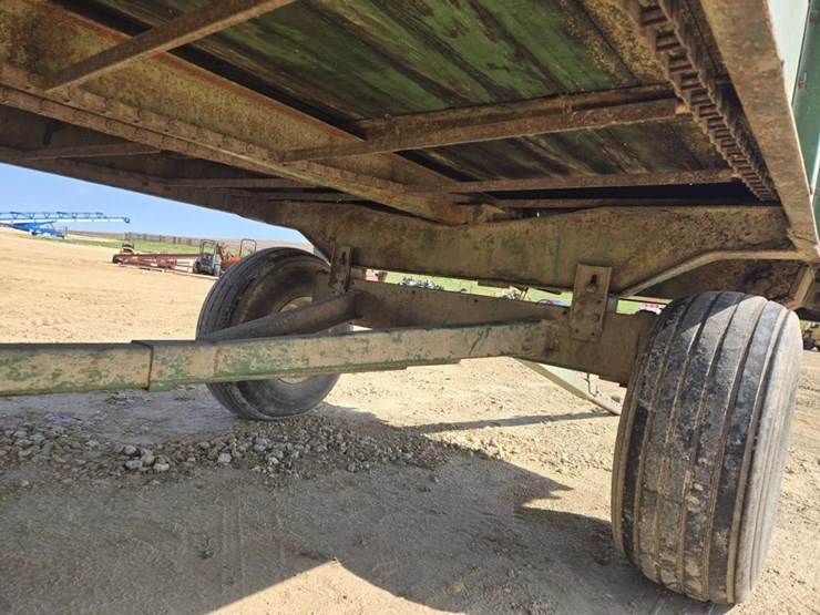 john-deere-714-image-13