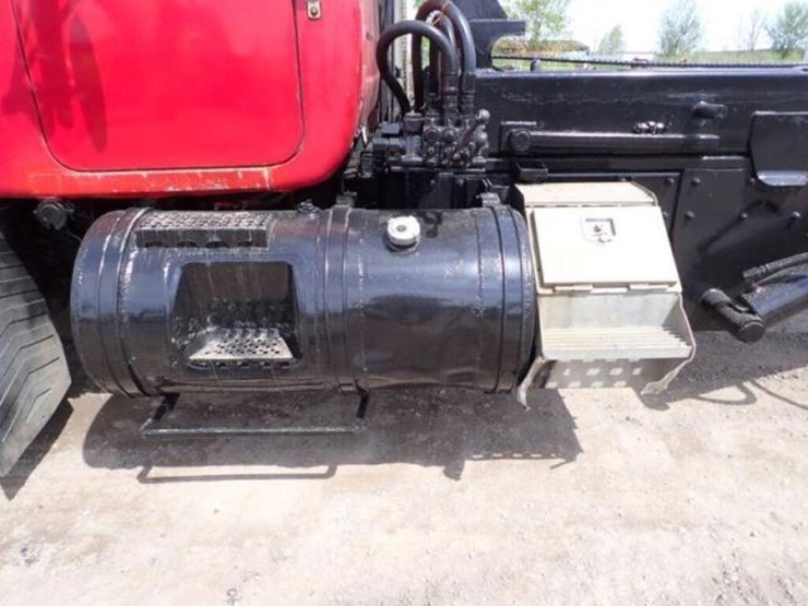 1993-mack-rd690s-image-39