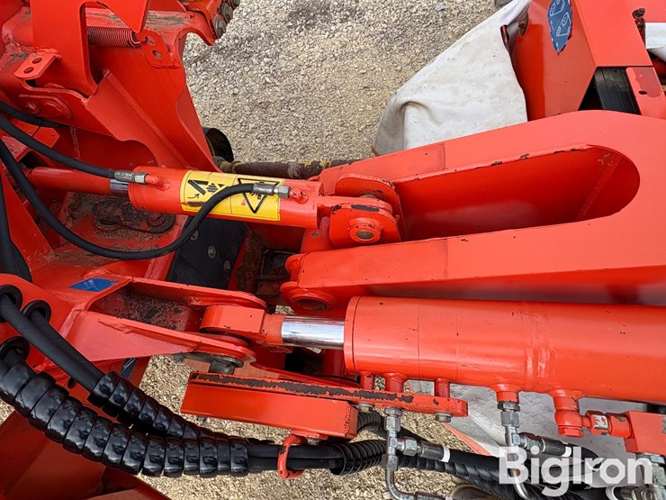 kuhn-fc883-image-13