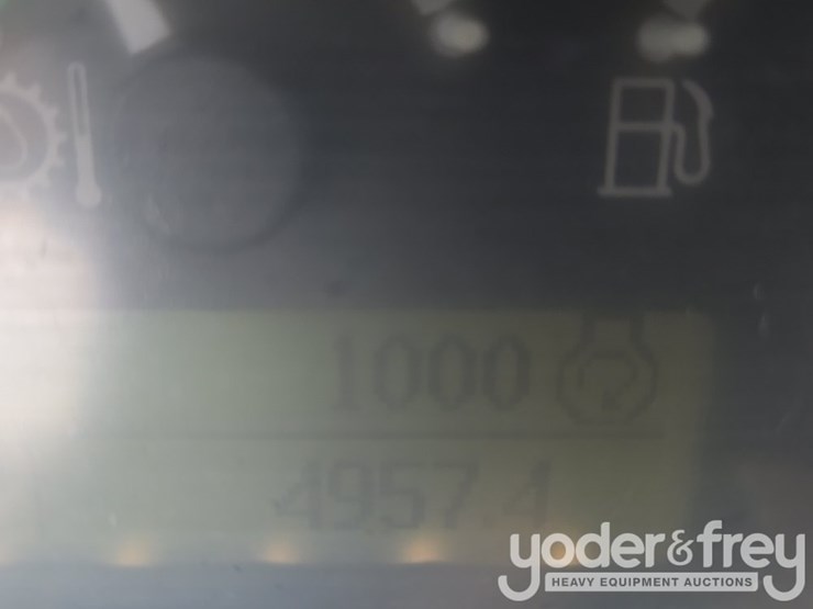 2020-deere-310sl-image-53