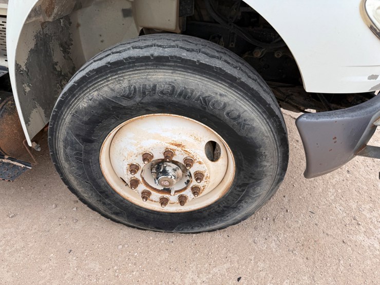 2013-international-durastar-4300-image-6