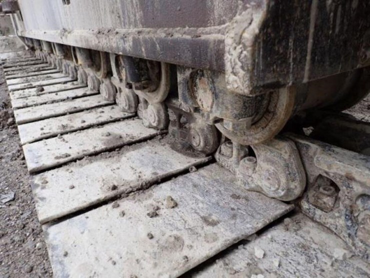 2013-caterpillar-321d-lcr-image-74
