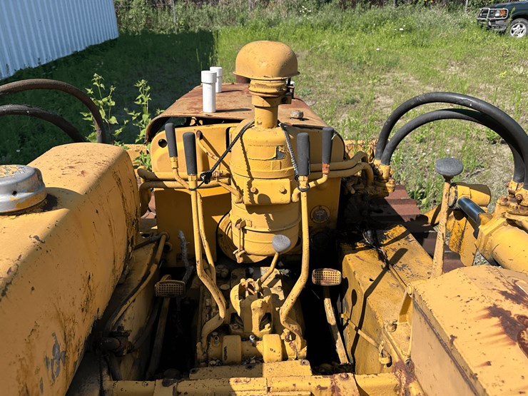 caterpillar-d2-image-16