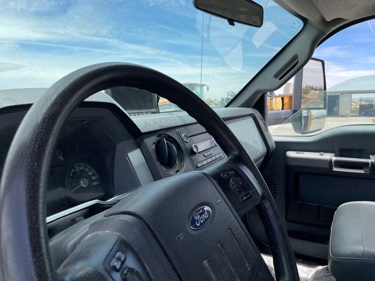 2019-ford-f750-image-19