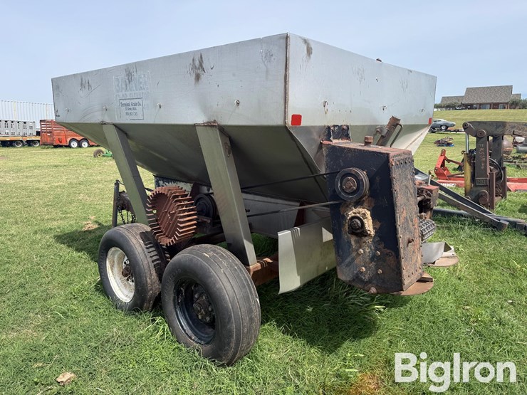 fertilizer-spreader-image-7