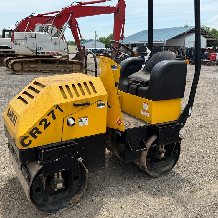#44 • SAKAI CRZ71 DOUBLE DRUM ROLLER