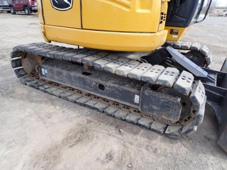 2022-deere-75g-image-58