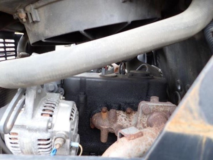 2015-toro-z-master-zero-turn-mower-74267315000334-image-24
