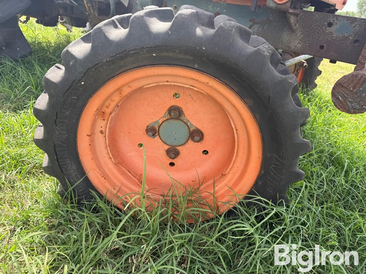1977-kubota-b7100-image-16