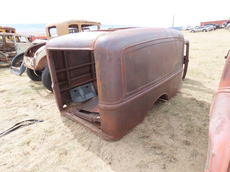rare-1934-dodge-humpback-panel-delivery-image-7