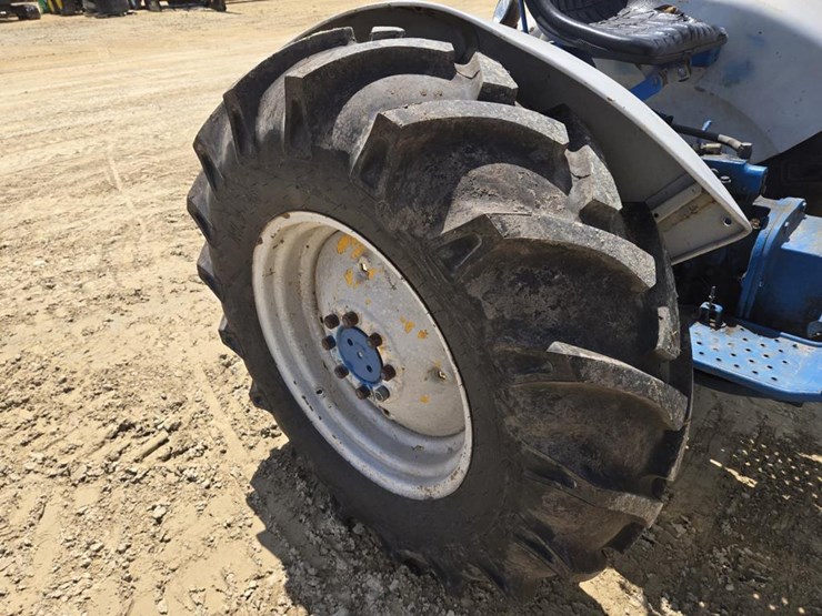 ford-4000-image-7