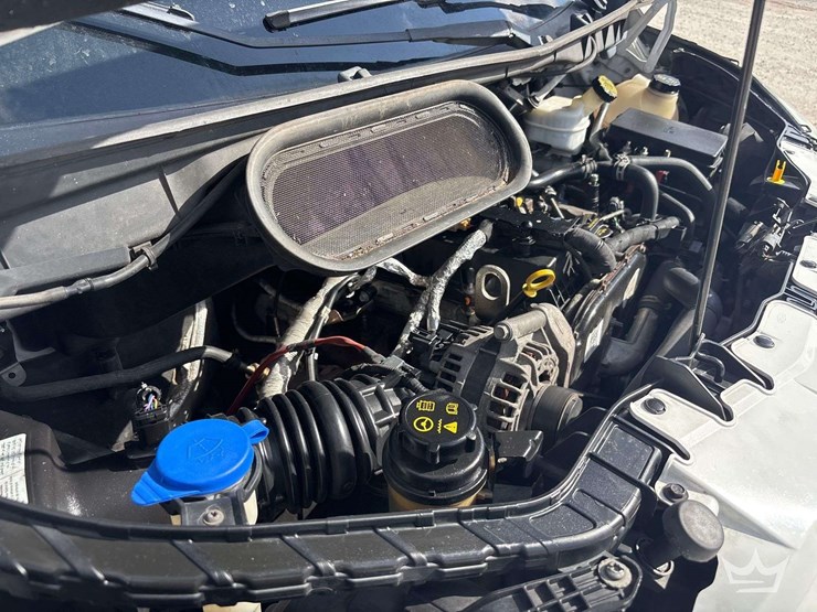 2016-ford-transit-image-8