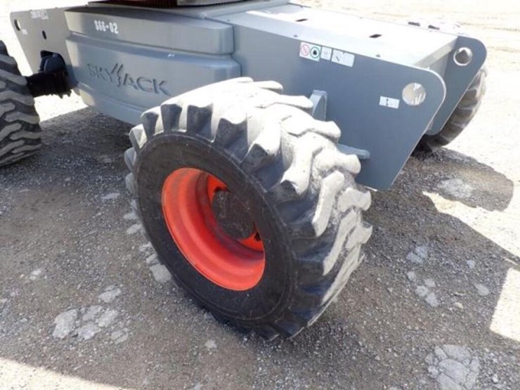 2013-skyjack-sj66t-image-42