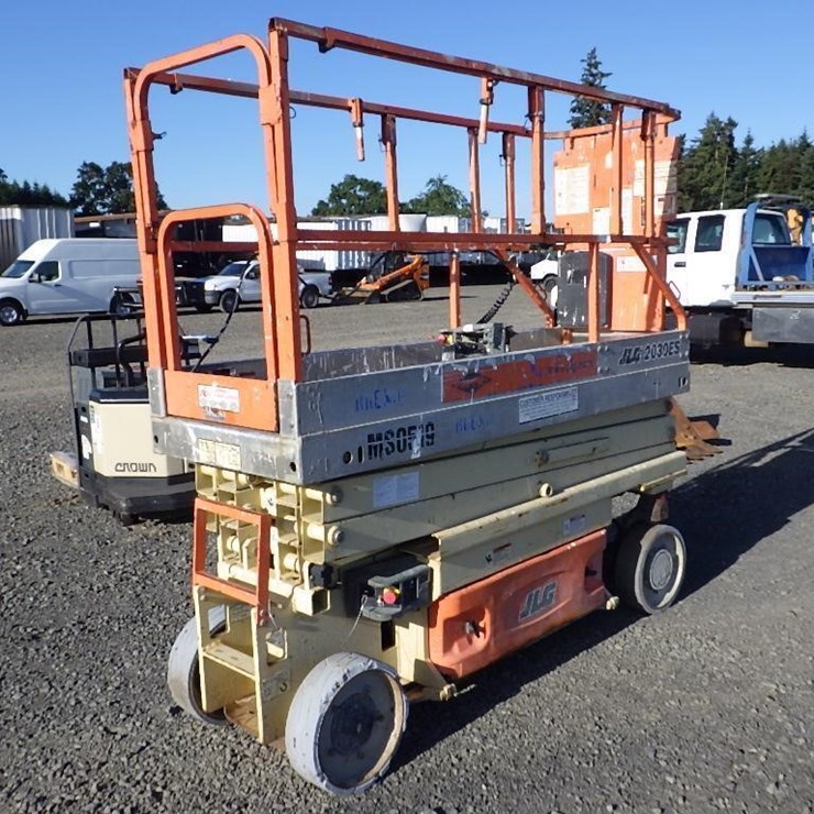 2006 JLG 2030ES
