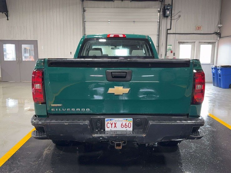 2018-chevrolet-silverado-1500-image-4