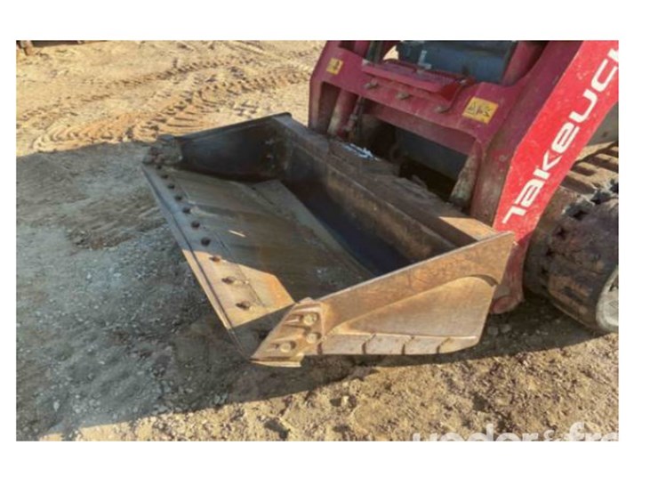 2022-takeuchi-tl12v2-image-11