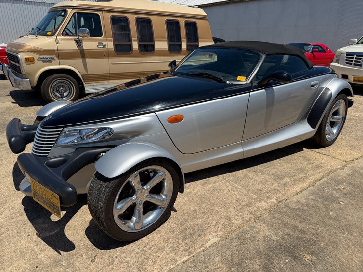 #47802-•-2001-plymouth-prowler-coupe-vin:-1p3ew65g01v700568-image-2
