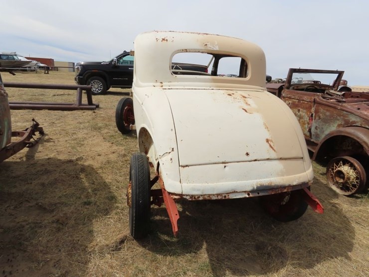 1934-ford-5-window-coupe-project-image-4